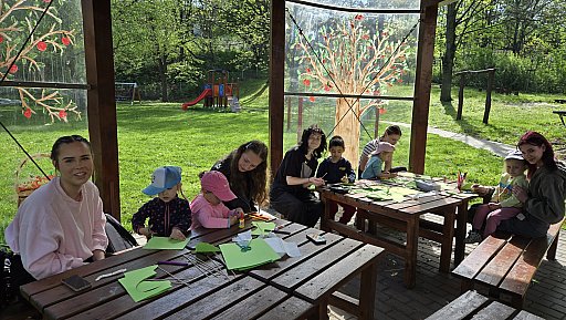 student_v_lese_2025